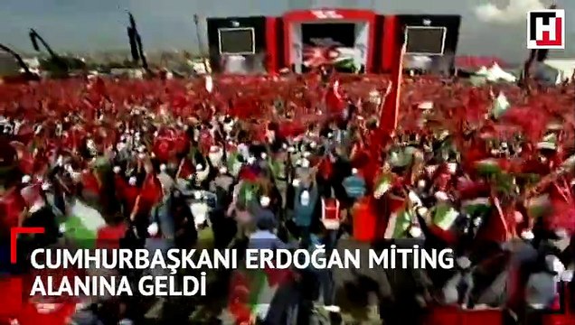 Cumhurbaşkanı Erdoğan miting alanına böyle geldi