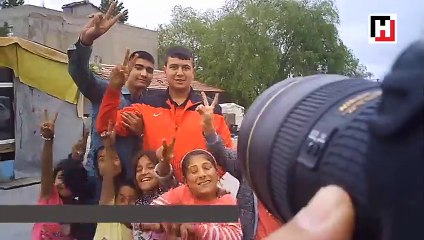 9 çocuğum var radyo, televizyon, okul yüzü görmediler...