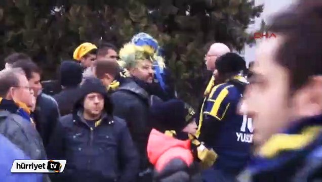 Şükrü Saracoğlu Stadı çevresi karnaval yeri gibi