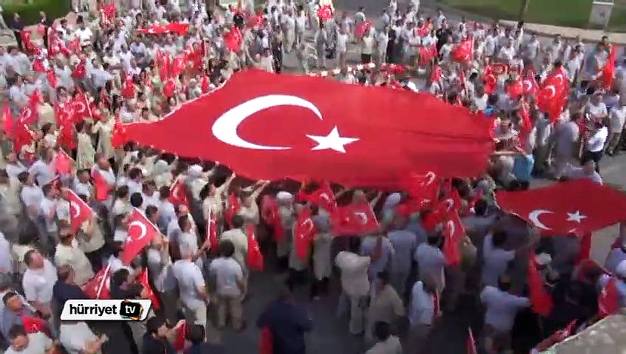 D-100'de teröre tepki yürüyüşü