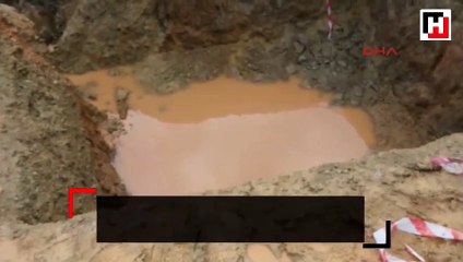 Su dolu çukura giren iki kardeş can verdi