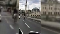 İstanbul'da şok eden görüntü! Köprüden bakın nasıl geçti