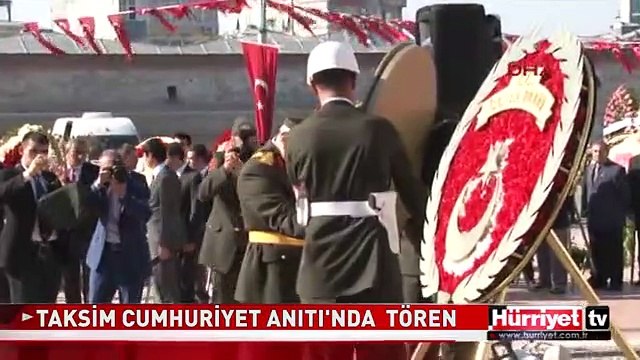 TAKSİM CUMHURİYET ANITI'NDA 29 EKİM TÖRENİ