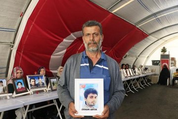 Son dakika haberi! EVLAT NÖBETİNDEKİ BABA, TEDAVİ GÖRDÜĞÜ HASTANEDE HAYATINI KAYBETTİ