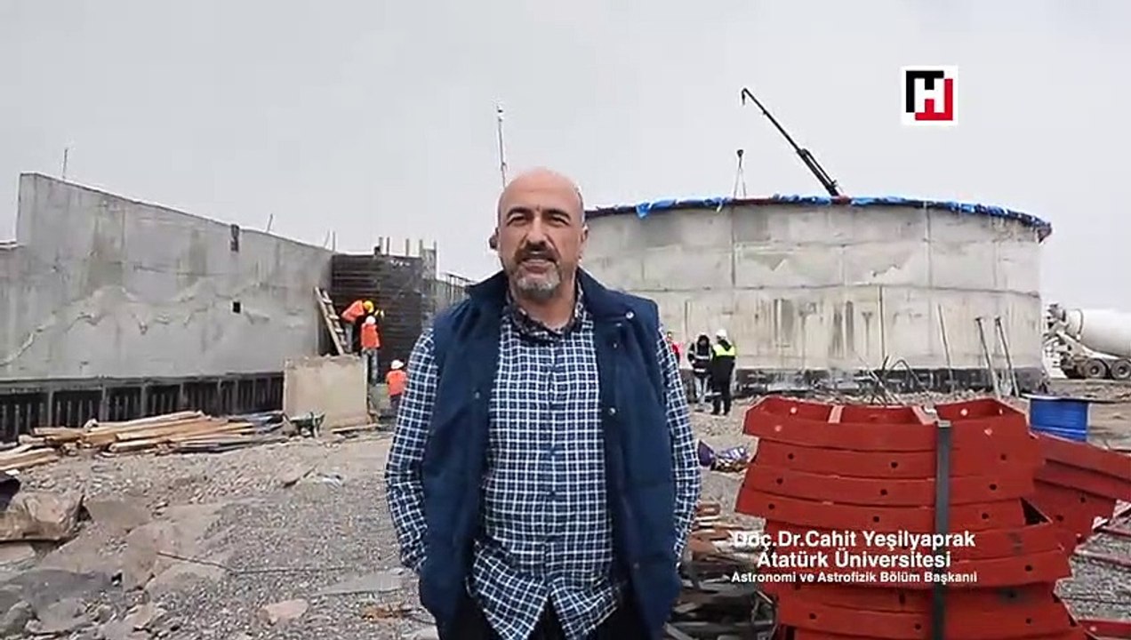 Galaksiye Dadaş Gözü