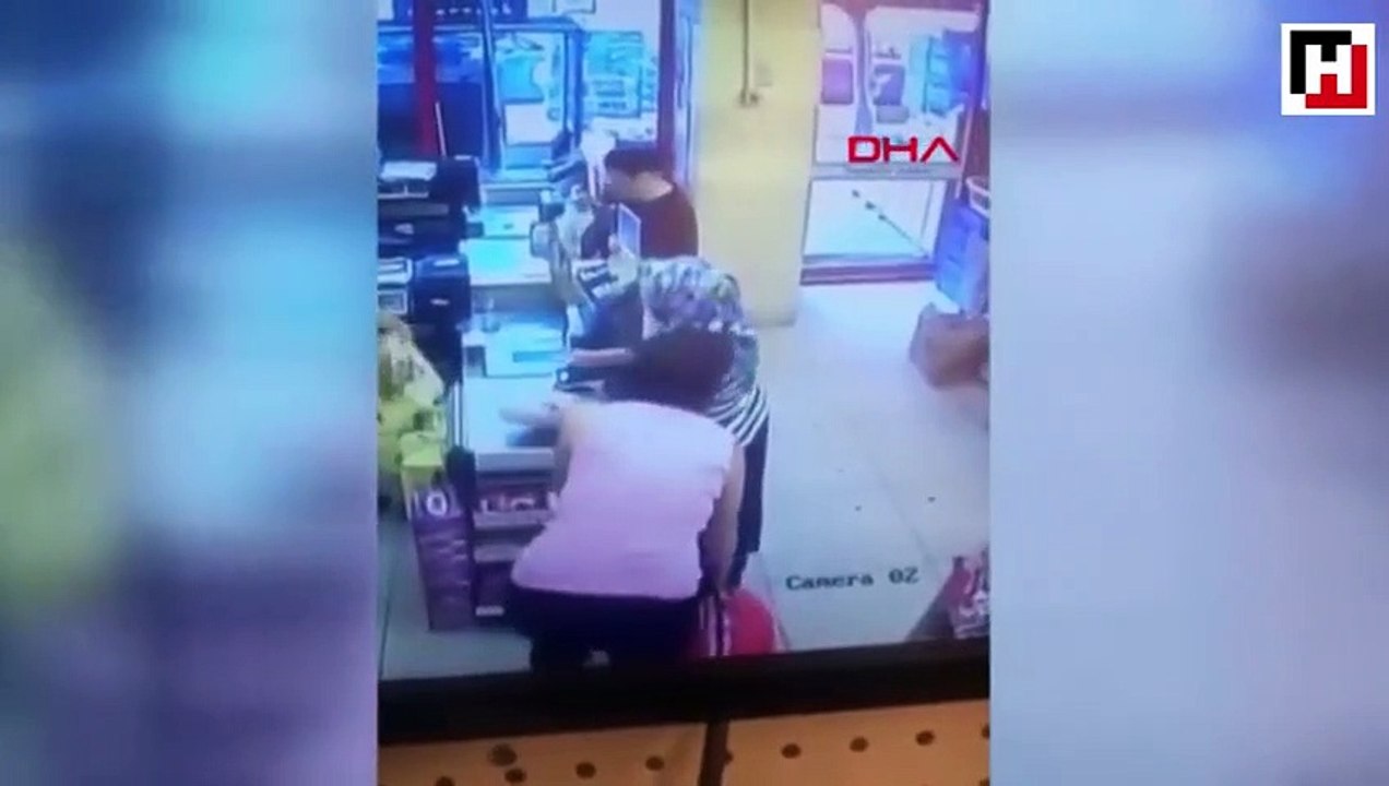 Markette cüzdan hırsızlığı