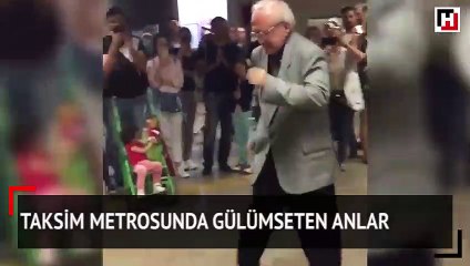 Taksim metrosunda gülümseten anlar
