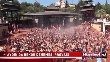 DÜNYANIN EN KALABALIK YAĞMUR DANSI PROVASI