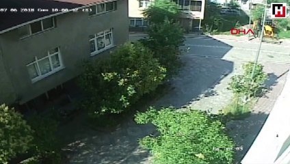 Kuyumcunun sopalarla dövülüp gaspedildiği anlar kamerada