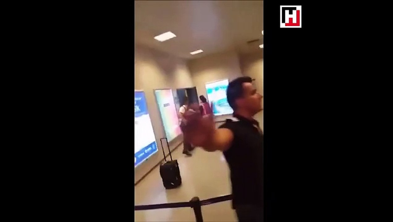 İstanbul Metrosu'nda kadın müzisyene dayak iddiası