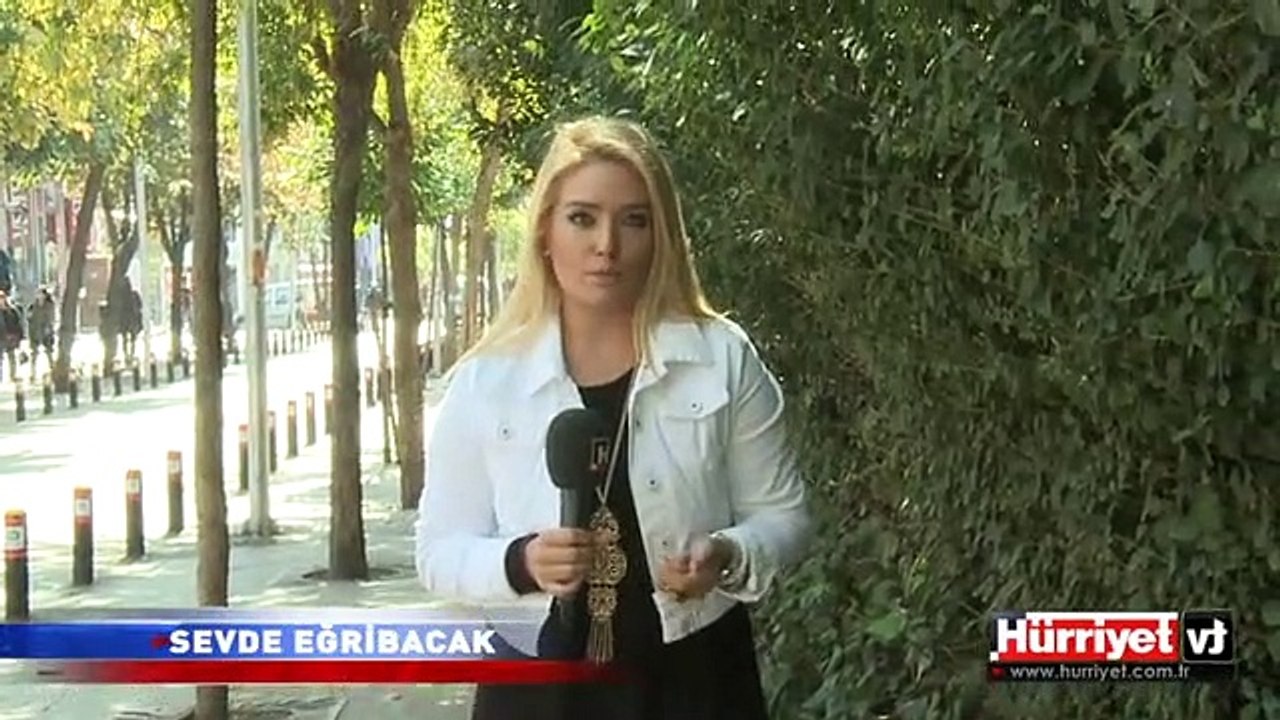 ÇOK DAHA AÇIK GİYİNENLER VAR