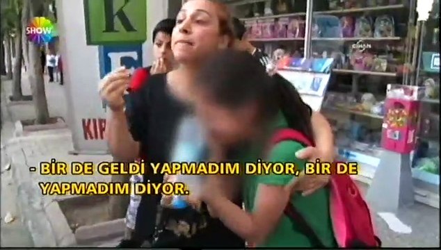 Müdür yardımcısından kız öğrencilere dayak iddiası