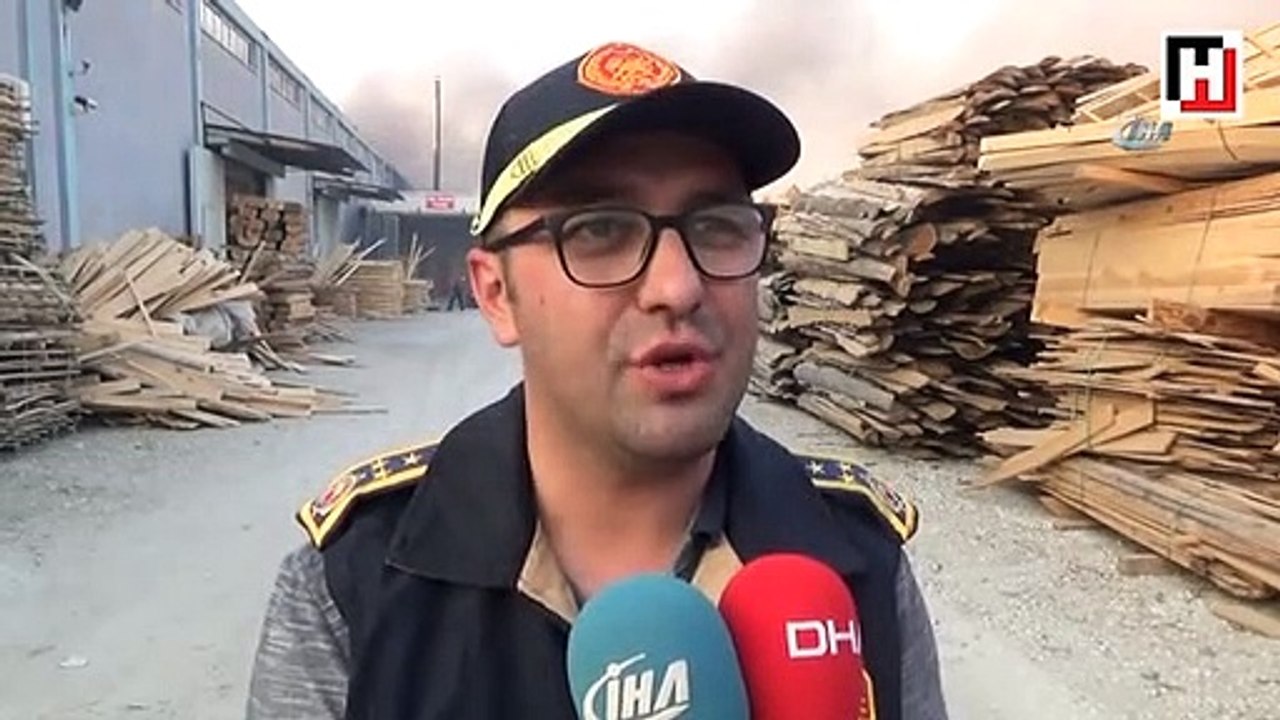 Denizli’deki depo yangını 3 saatin sonunda kontrol altına alındı