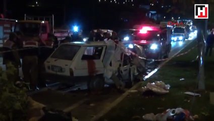 Karşı şeride geçen kamyonet dehşet saçtı