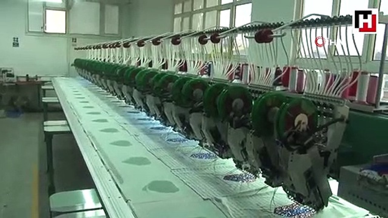 Deprem anında canını hiçe sayıp koca makineleri tutmaya çalıştı...