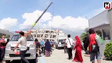 Endonezya'da ölü sayısı artıyor