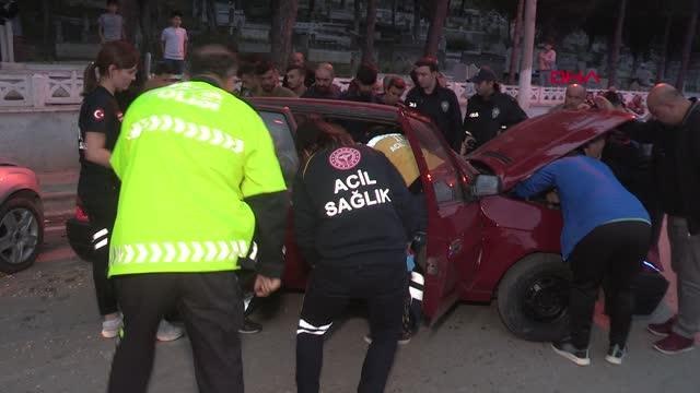 TOKAT'TA OTOMOBİLLER ÇARPIŞTI: 2'Sİ ÇOCUK 5 YARALI