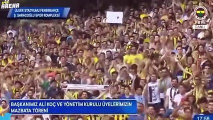 Arşiv | Dilay Kemer hastalığa yakalanmadan önce Fenerbahçe taraftarının önünde...