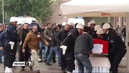 Diyarbakır'da şehit olan iki polis için tören düzenlendi