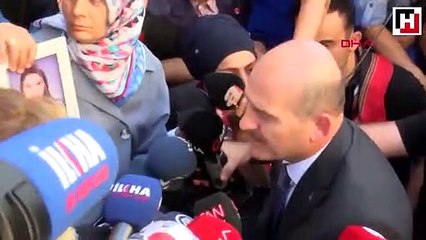 Bakan Soylu 'Diyarbakır Annelerini' ziyaret etti
