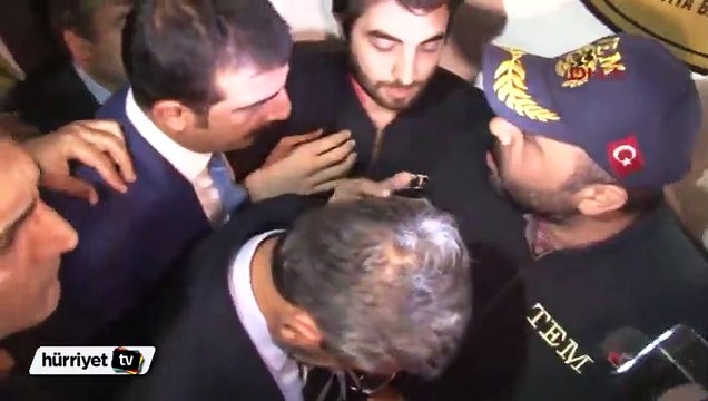 Diyarbakır Baro başkanı Tahir Elçi gözaltına alındı