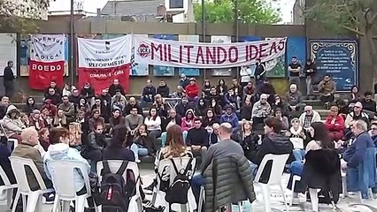 "El Presidente en IDEA dio la mayor muestra de patrimonialismo en el Estado cuando dijo que las vacunas las compró él", afirmó Lousteau