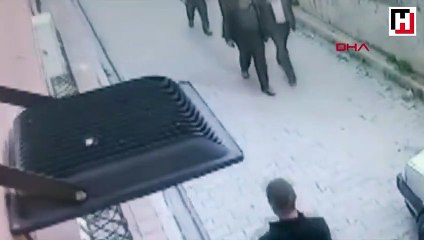 İstanbul'da 'gay' oyunu! 'Tövbe etmeye camiye' deyip paralarını aldılar...