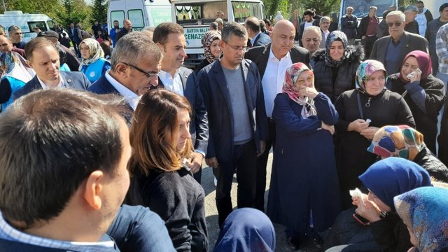 Maden faciasında oğlunu kaybeden annenin acı feryadı: Bir ay sonra doğum günü yapacaktım...