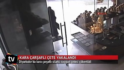 Kente korku salan 'kara çarşaflı' çete çökertildi