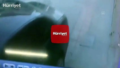 İzmir'de feci kaza! Dolmuş beklerken cehennemi yaşadı