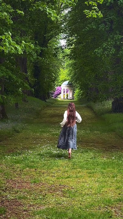 POV: You stepped into a Jane Austen novel ❤️