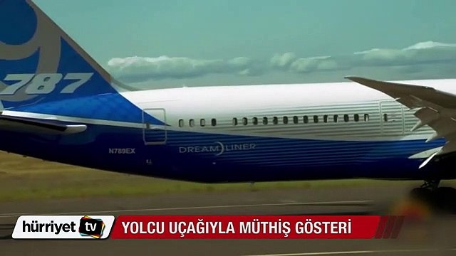 Yolcu uçağıyla müthiş gösteri