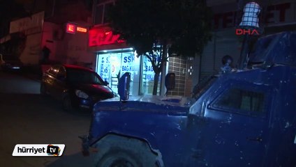 Sultangazi’de eli silahlı hırsız nöbetçi eczaneyi soydu