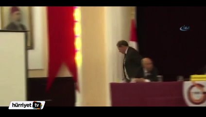 Galatasaray’ın Divan Kurulu toplantısında gerginlik