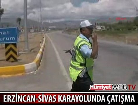 ERZİNCAN-SİVAS KARAYOLUNDA ÇATIŞMA