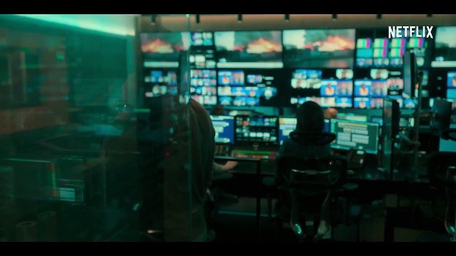 Trois ans et demi après l'incendie de Notre-Dame de Paris, Netflix sort mercredi la première série sur cet événement, raconté à travers plusieurs personnages - VIDEO