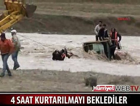 4 SAAT KURTARILMAYI BEKLEDİLER