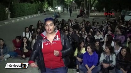 Kız öğrenciler yurt şartlarını protesto etti