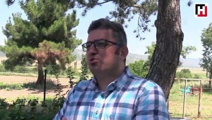 Tıp eğitimini bırakıp hamurun kitabını yazdı