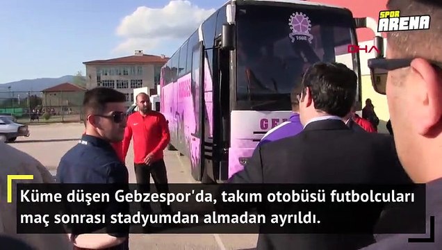 Küme düşen takımın otobüsü, futbolcuları statta bırakıp gitti