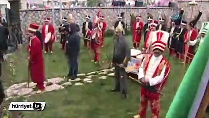 Cumhurbaşkanı Erdoğan'a 'Yeni Türkiye Marşı' ile karşılama