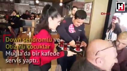 Engelliler usta garsonları aratmadı