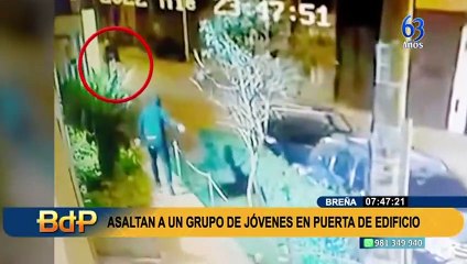 Breña: delincuentes armados asaltan a tres jóvenes en puerta de edificio