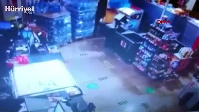 Çok sayıda suçtan aranan hırsızlık şüphelileri kamerada