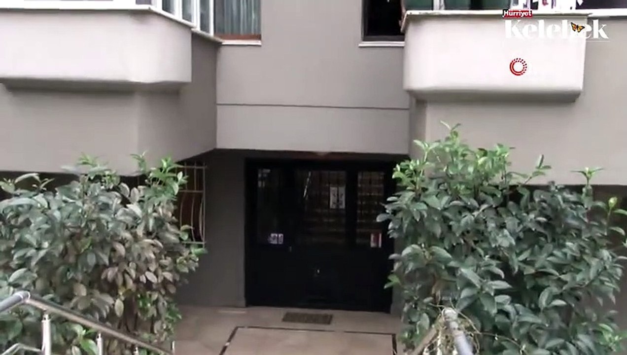 Ünlü oyuncu Tarık Papuççuoğlu'nun evinde yangın çıktı