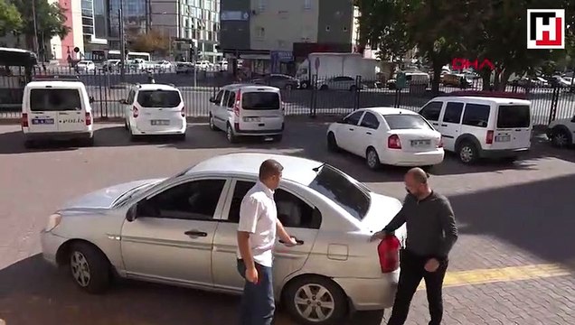 Otobüs durağında vahşet! Ölsün diye yanına kimseyi yaklaştırmadı