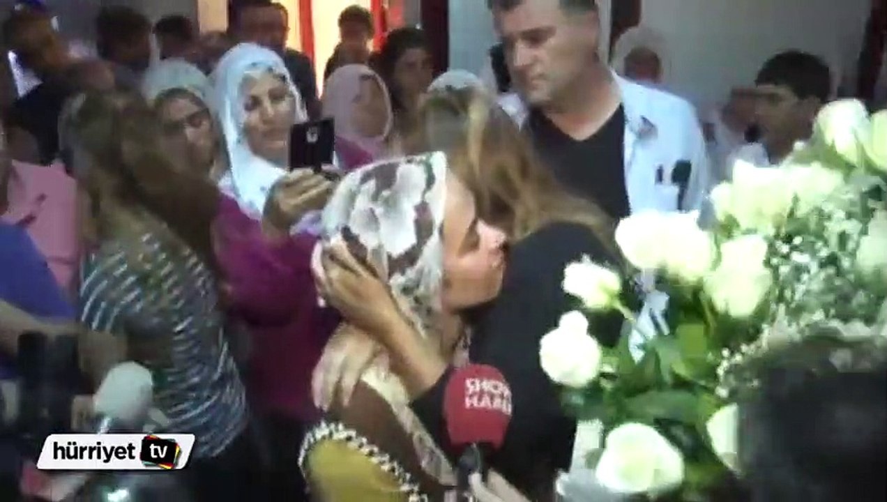 Sibel Can, Mutlu Kaya'yı ziyaret etti