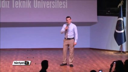 Mezuniyet töreninde sürpriz evlilik teklifi