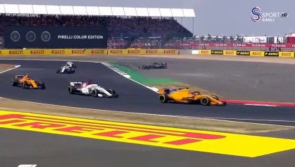 Büyük Britanya'da kazanan Vettel!