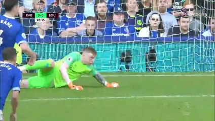 Cenk Tosun'lu Everton 1 puanı uzatmada kaptı! (ÖZET)